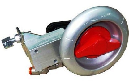 VALVE FOR EMERGENCY OPENING OF A DOOR MASATS